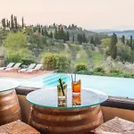 مزرعة للإقامة Borgo Divino مونتيزبيرتولي