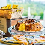 Borgo Divino * مونتيزبيرتولي