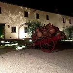 مزرعة للإقامة Borgo Divino