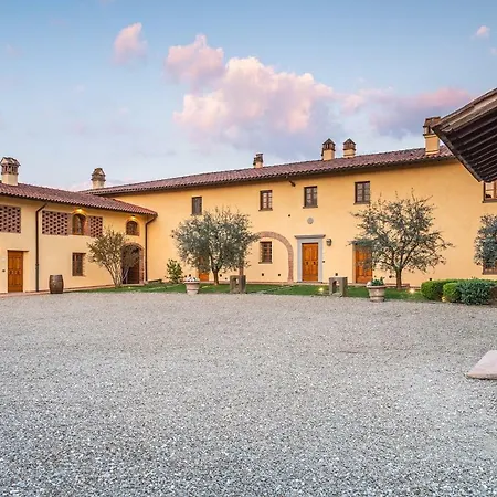 Borgo Divino Alloggio per agriturismo Montespertoli